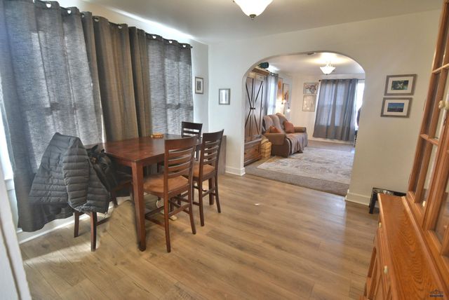 521 E NEW YORK, Rapid City, SD 57701