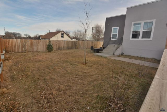 521 E NEW YORK, Rapid City, SD 57701