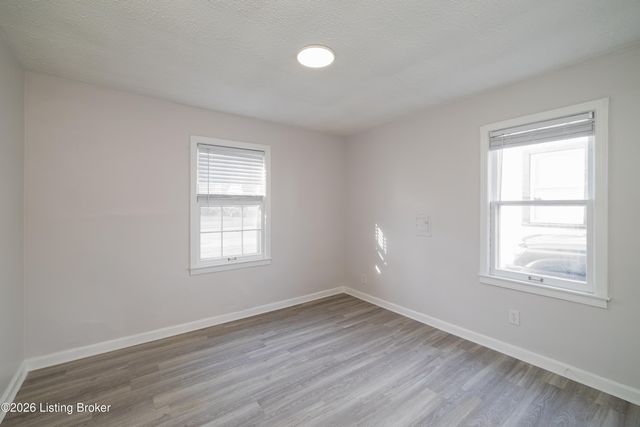 3444 Glendale Ave, Louisville, KY 40215