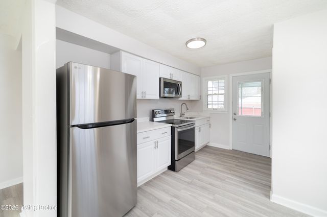 3444 Glendale Ave, Louisville, KY 40215