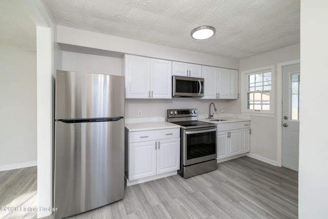 3444 Glendale Ave, Louisville, KY 40215