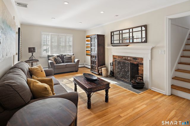 12 Godfrey Road West, Weston, CT 06883