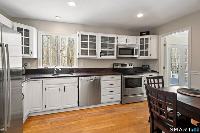 12 Godfrey Road West, Weston, CT 06883