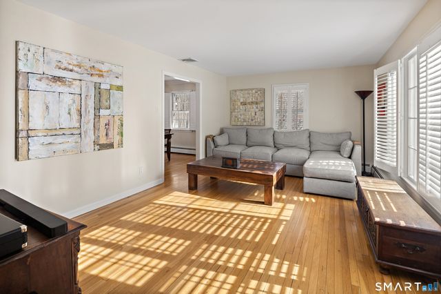 12 Godfrey Road West, Weston, CT 06883