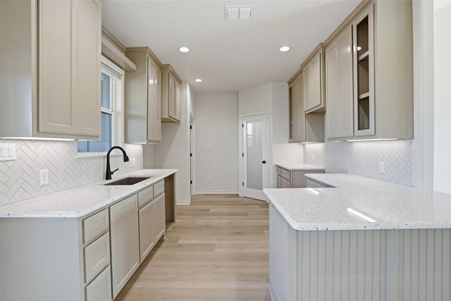 1865 Dobbs Valley Road, Mineral Wells, TX 76067