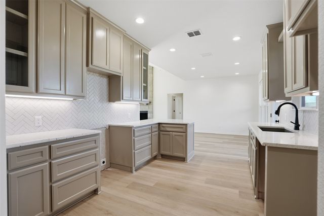 1865 Dobbs Valley Road, Mineral Wells, TX 76067