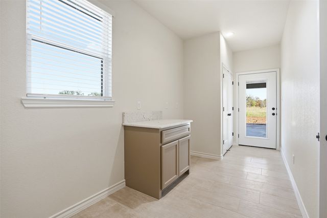 1865 Dobbs Valley Road, Mineral Wells, TX 76067