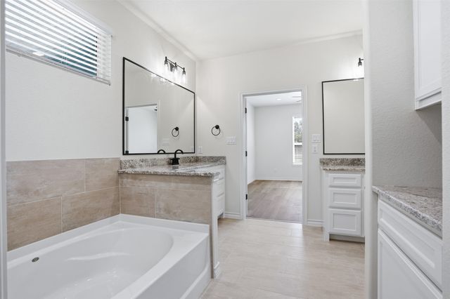 1865 Dobbs Valley Road, Mineral Wells, TX 76067