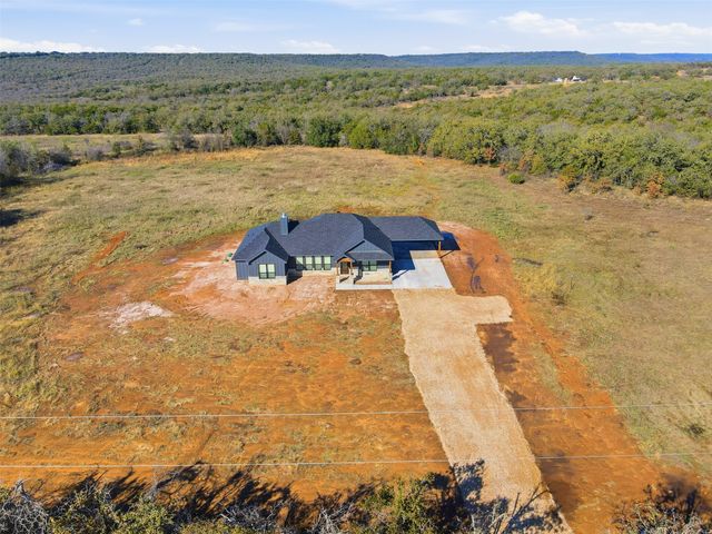 1865 Dobbs Valley Road, Mineral Wells, TX 76067