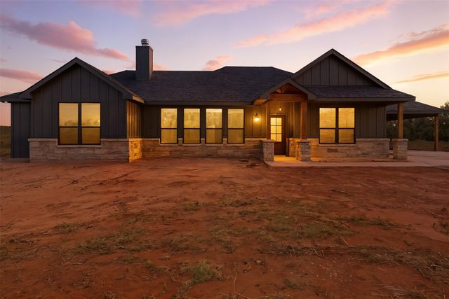 1865 Dobbs Valley Road, Mineral Wells, TX 76067