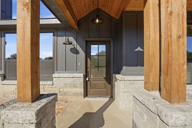 1865 Dobbs Valley Road, Mineral Wells, TX 76067