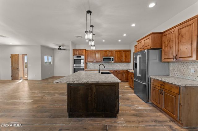 4950 Black Mountain Road, Wickenburg, AZ 85390