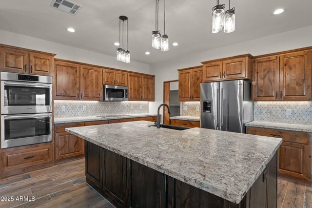 4950 Black Mountain Road, Wickenburg, AZ 85390