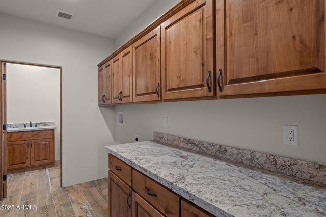 4950 Black Mountain Road, Wickenburg, AZ 85390