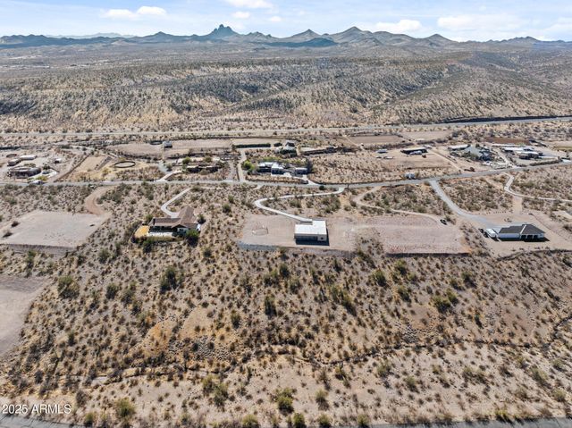 4950 Black Mountain Road, Wickenburg, AZ 85390