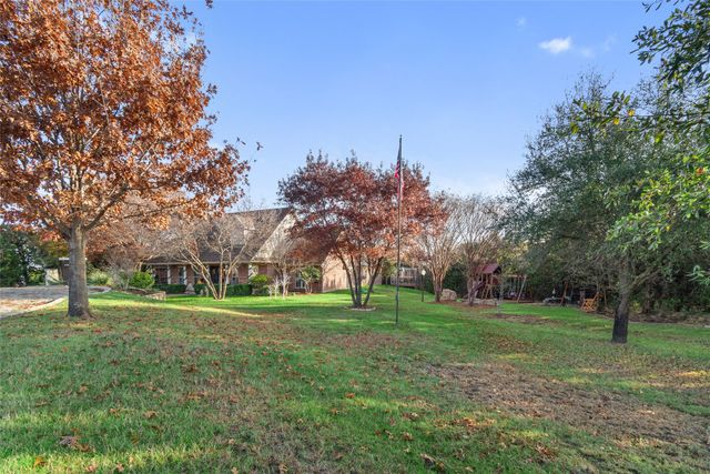 102 Ridge Court, Glen Rose, TX 76043