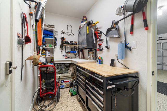 102 Ridge Court, Glen Rose, TX 76043