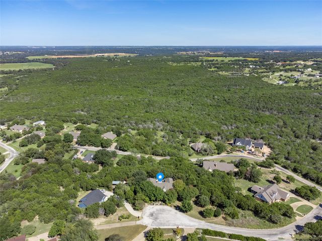 102 Ridge Court, Glen Rose, TX 76043