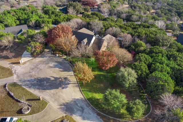 102 Ridge Court, Glen Rose, TX 76043
