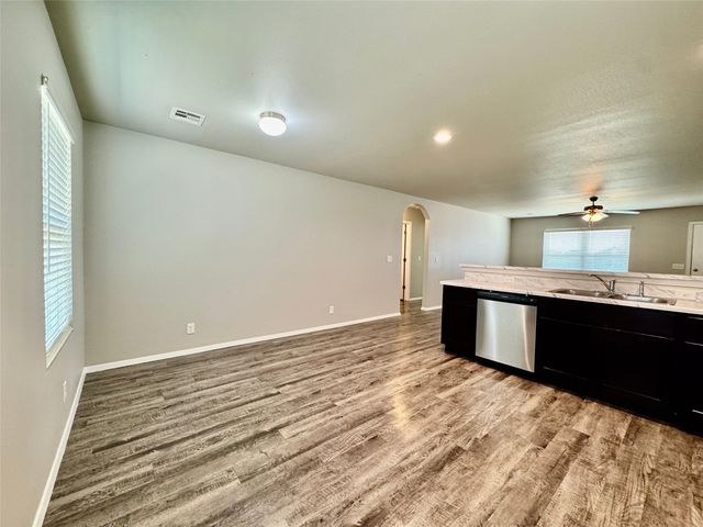 3635 S 151st Avenue E, Tulsa, OK 74134