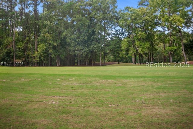 164 Island West Dr, Bluffton, SC 29910