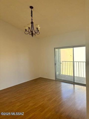 818 S Langley Ave Unit 201, Tucson, AZ 85710