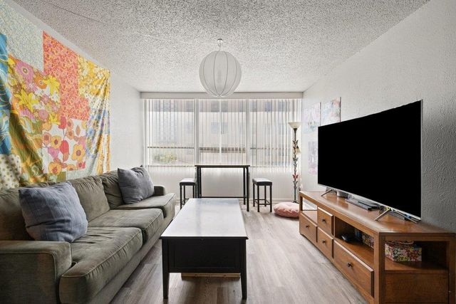 1800 Lavaca ST 207, Austin, TX 78701