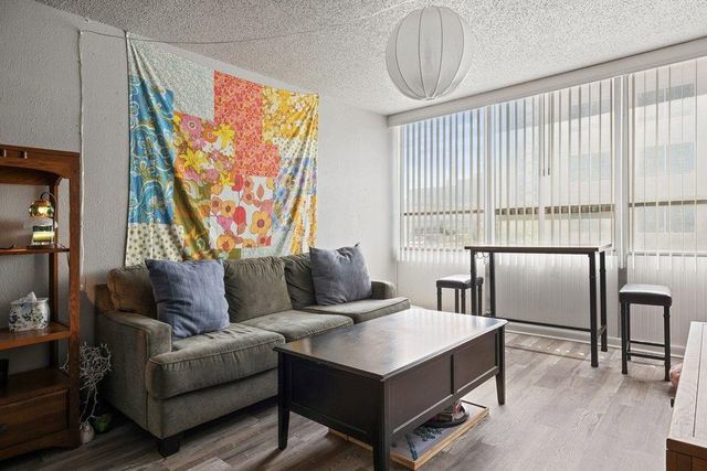 1800 Lavaca ST 207, Austin, TX 78701