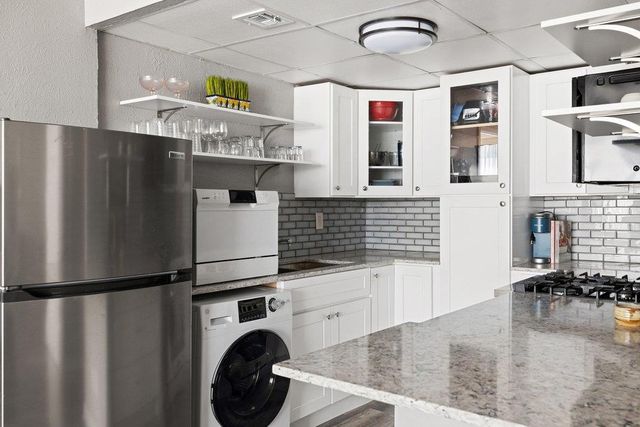 1800 Lavaca ST 207, Austin, TX 78701