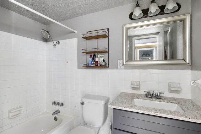 1800 Lavaca ST 207, Austin, TX 78701