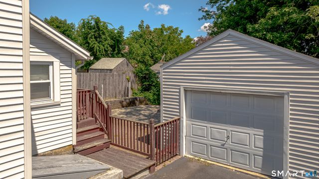 111 Arlington Street, West Haven, CT 06516
