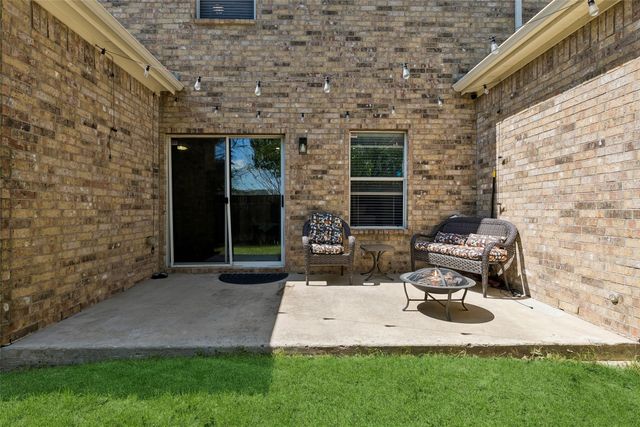 6384 Hill Creek Drive, The Colony, TX 75056