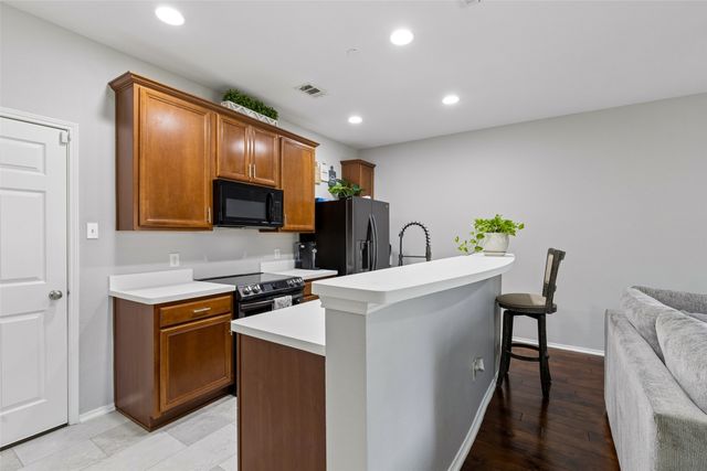 6384 Hill Creek Drive, The Colony, TX 75056