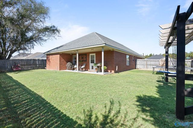 3903 Steve Perkins Drive SW, Decatur, AL 35603