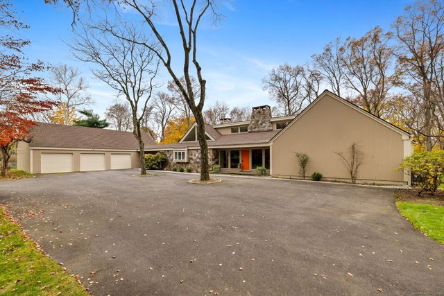 88 Starin Drive, Stamford, CT 06902