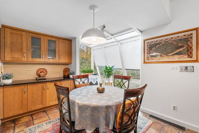 88 Starin Drive, Stamford, CT 06902