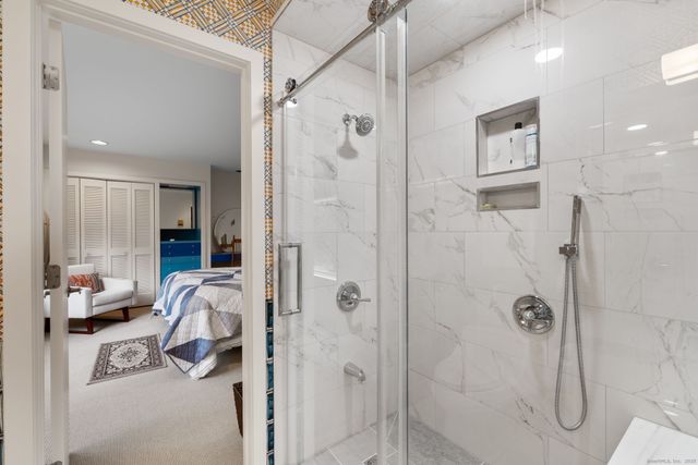 88 Starin Drive, Stamford, CT 06902