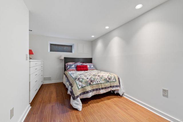 88 Starin Drive, Stamford, CT 06902