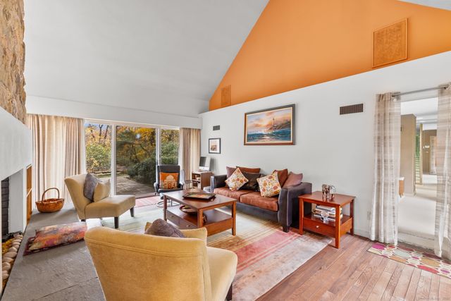 88 Starin Drive, Stamford, CT 06902