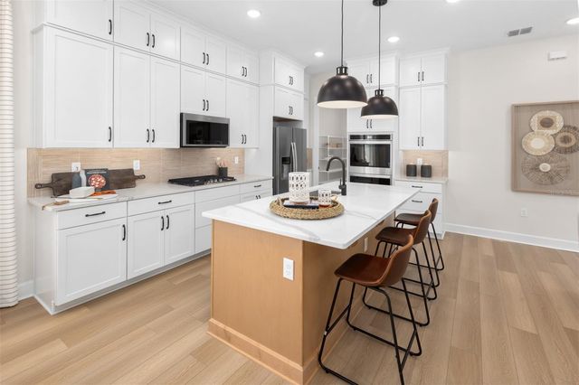 2577 CELEBRATION BOULEVARD, Celebration, FL 34747