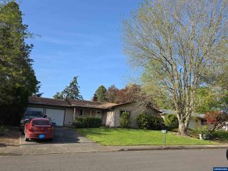 691 NW Maxine Av, Corvallis, OR 97330