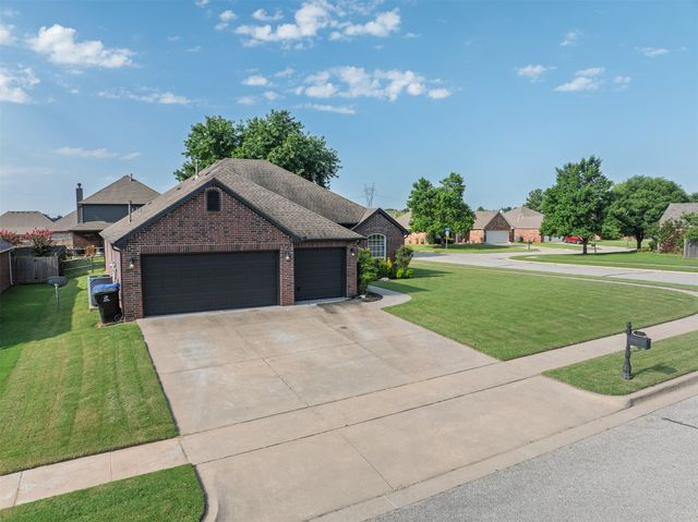 2517 W Ocala Street, Broken Arrow, OK 74011