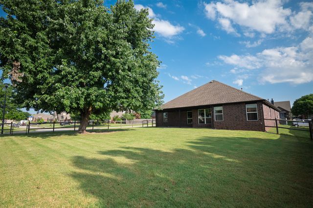 2517 W Ocala Street, Broken Arrow, OK 74011