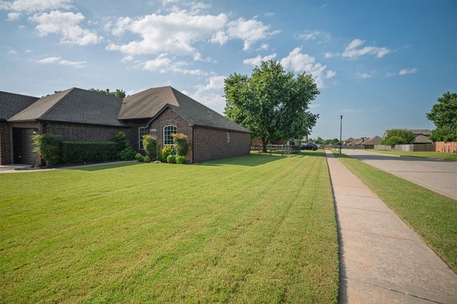 2517 W Ocala Street, Broken Arrow, OK 74011