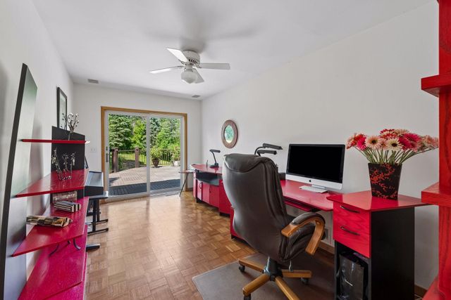 13920 Mcginty Road E, Minnetonka, MN 55305