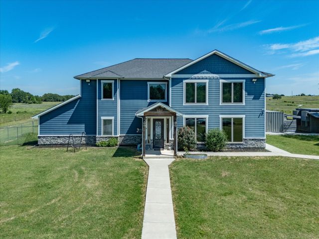1184 County Road 1785, Sunset, TX 76270