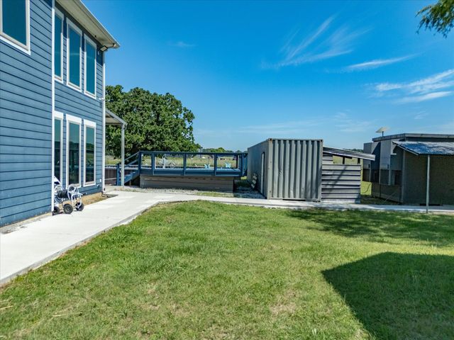1184 County Road 1785, Sunset, TX 76270