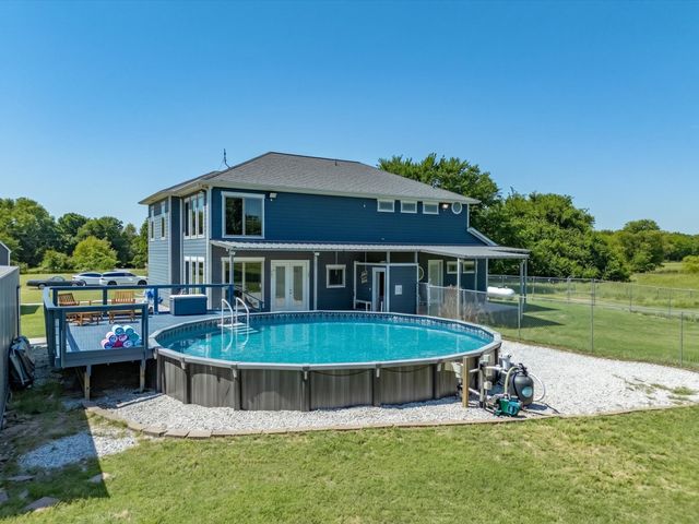 1184 County Road 1785, Sunset, TX 76270