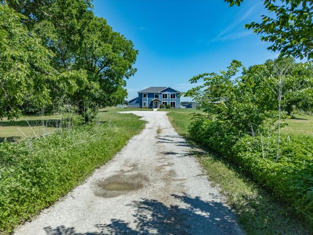 1184 County Road 1785, Sunset, TX 76270