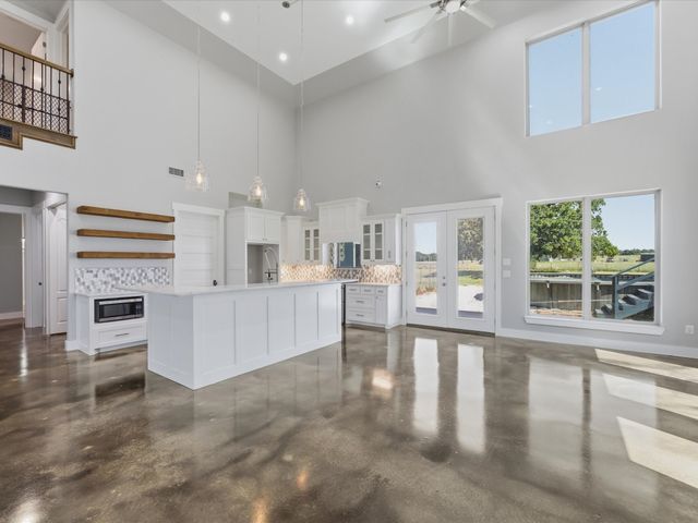 1184 County Road 1785, Sunset, TX 76270